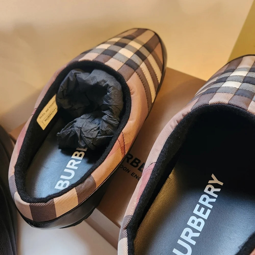 Burberry nylon/leather slipper size 50 BNWB - Picture 6 of 6